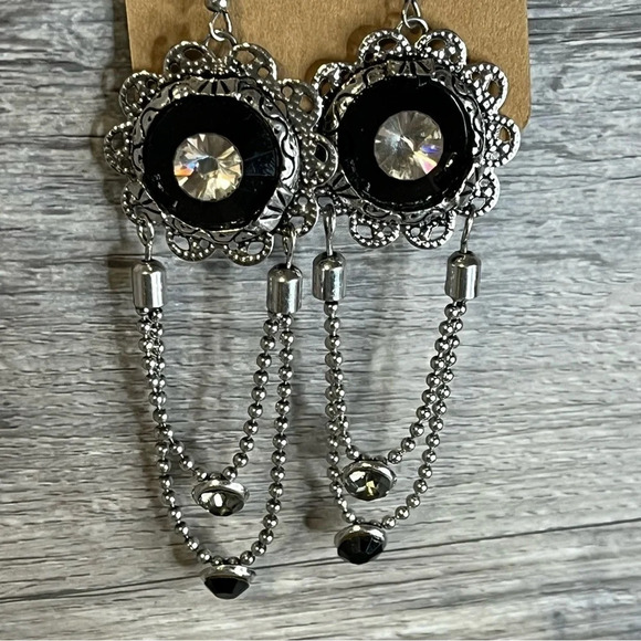 Fashion Costume Rhinestone Dangle Earrings - Picture 1 of 3
